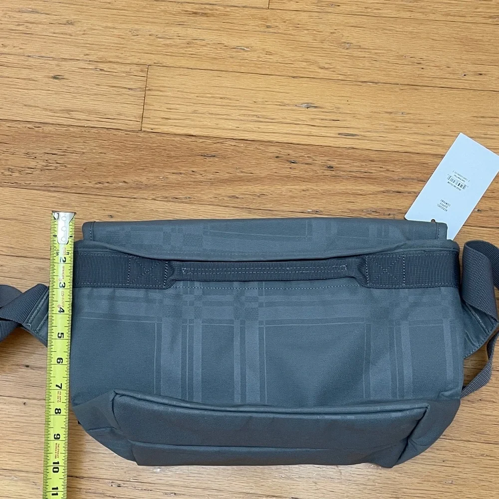 Herschel Supply Co. Gray Messenger Bag with Front Zip Flap